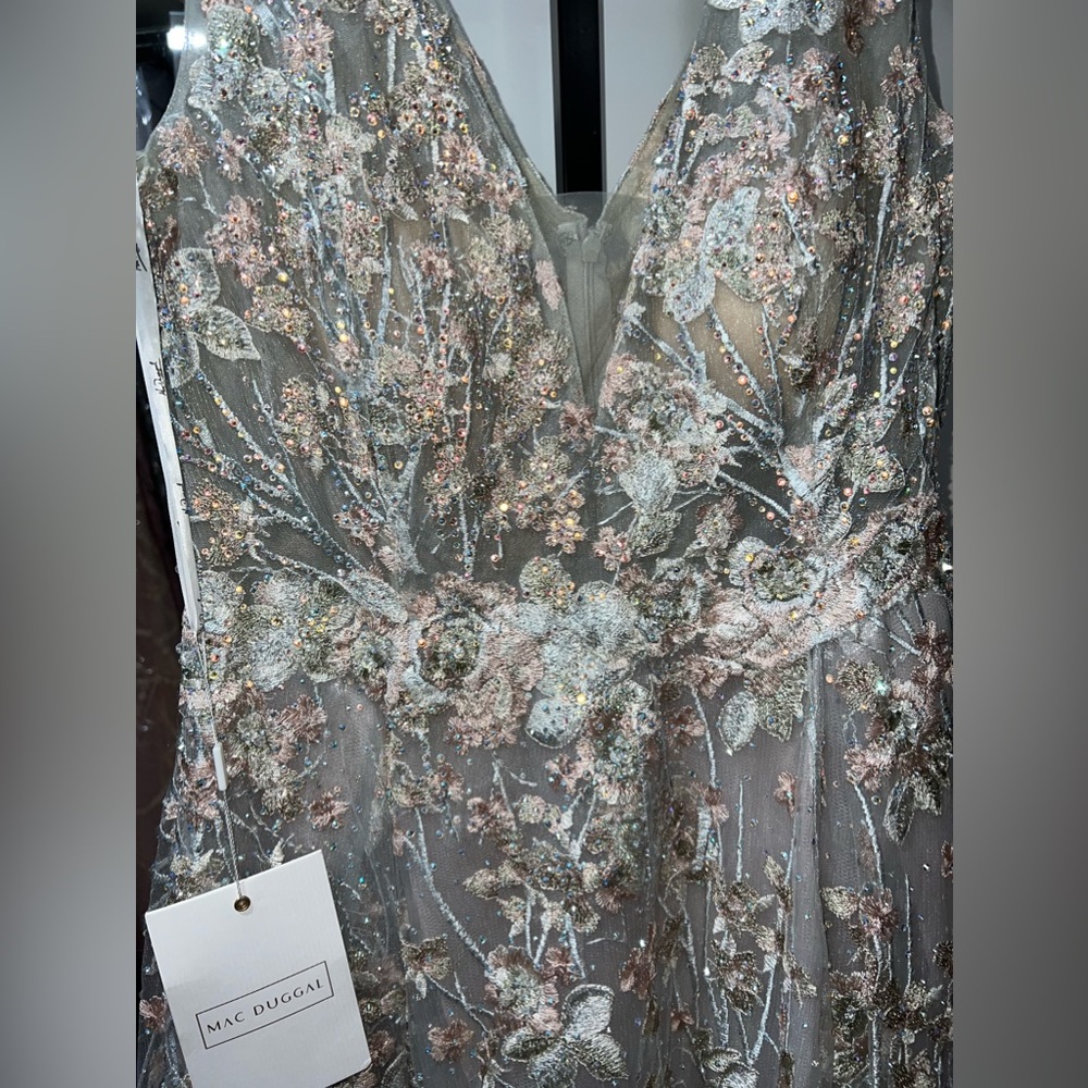 A-line embroidered floral gown - Picture 7 of 16